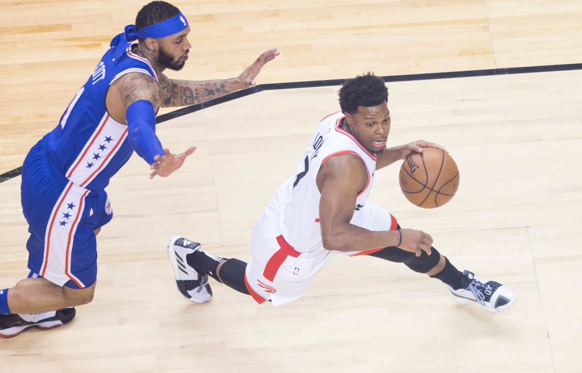 他努力把握 他努力把握